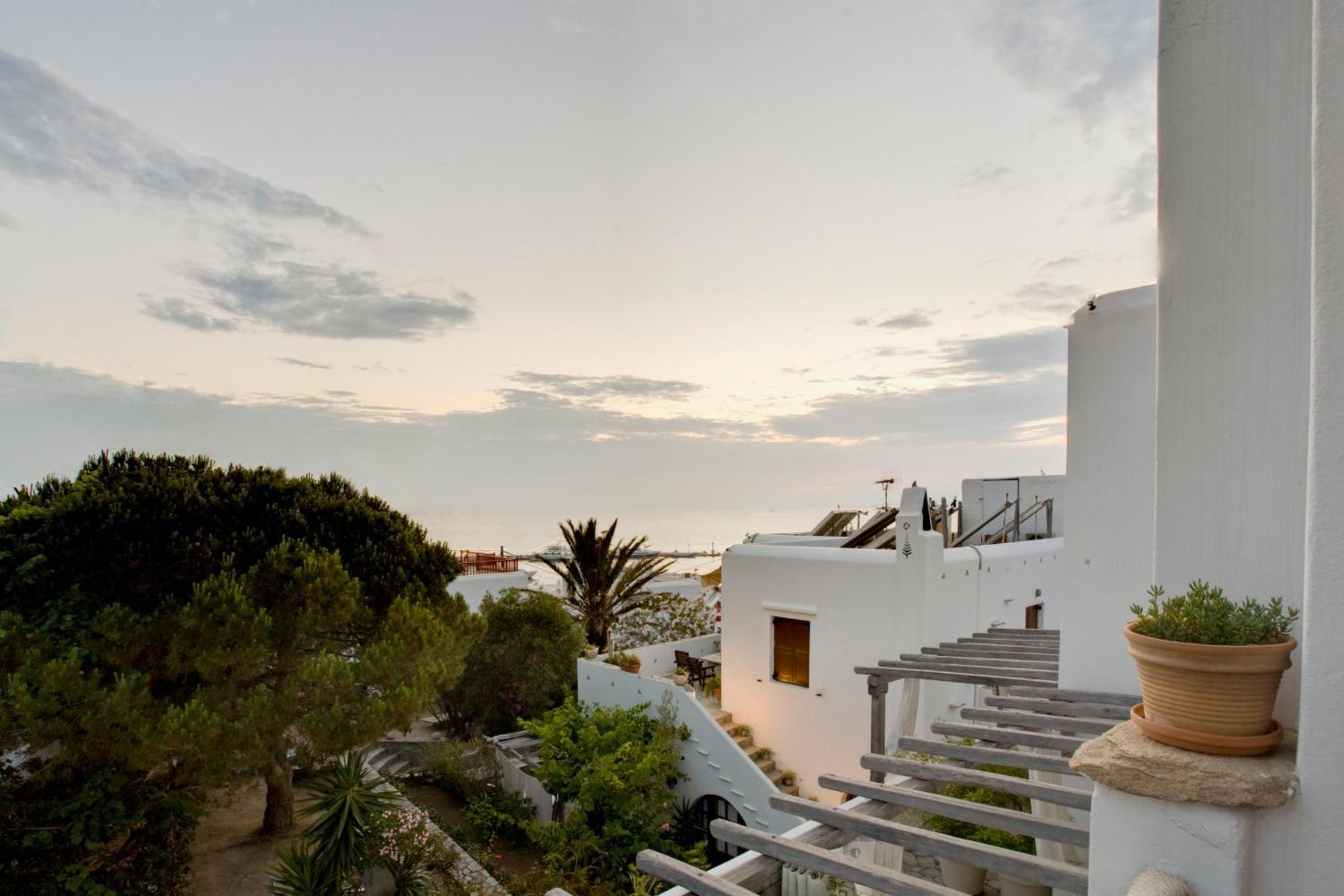 Studios & Suites Rania Mykonos Town Bagian luar foto