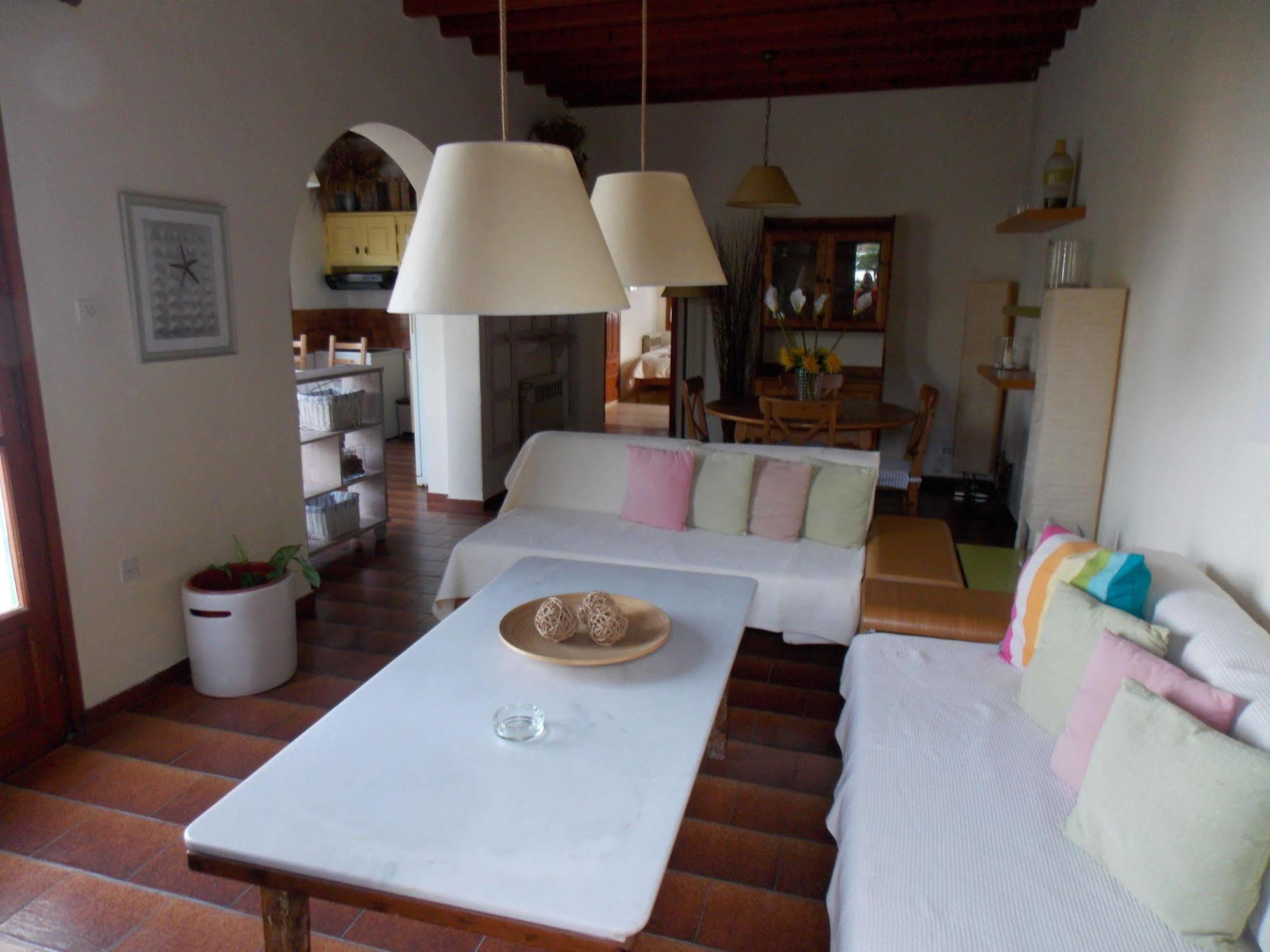 Studios & Suites Rania Mykonos Town Bagian luar foto