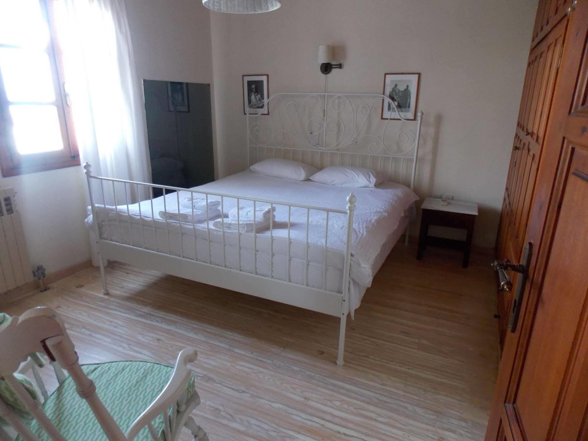Studios & Suites Rania Mykonos Town Bagian luar foto