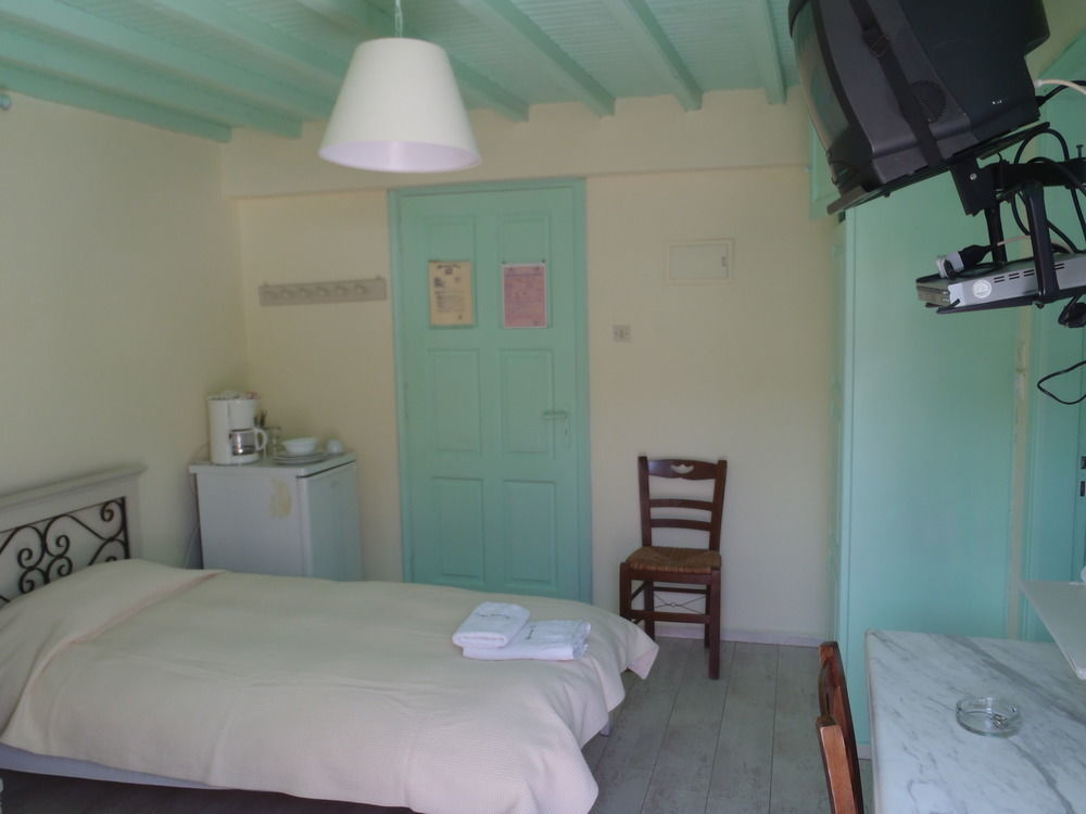 Studios & Suites Rania Mykonos Town Bagian luar foto