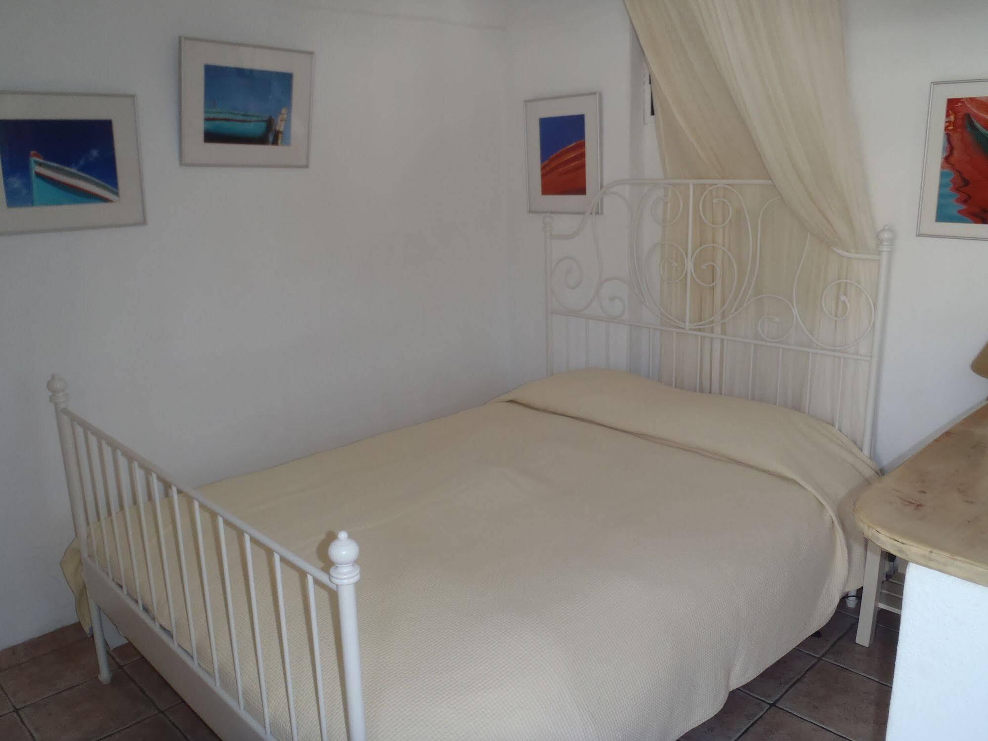 Studios & Suites Rania Mykonos Town Bagian luar foto